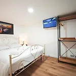 Manzaus Appartement Bari